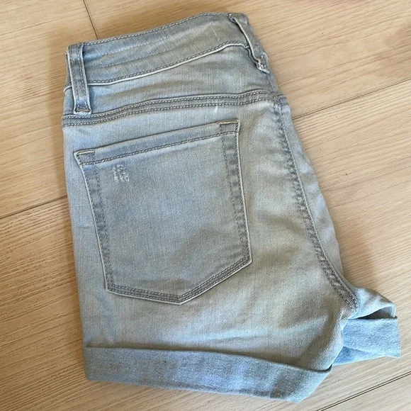 Pacsun super stretch shortie jean shorts. - Picture 10 of 10